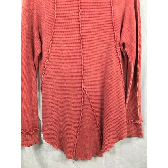 American Able Women's Distressed Waffle Knit Long Sleeve Medium Red - Picture 2 of 11